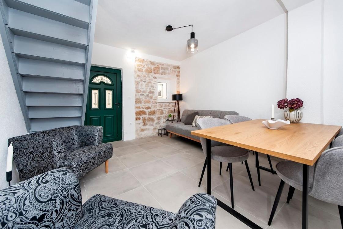 Apartman Midway