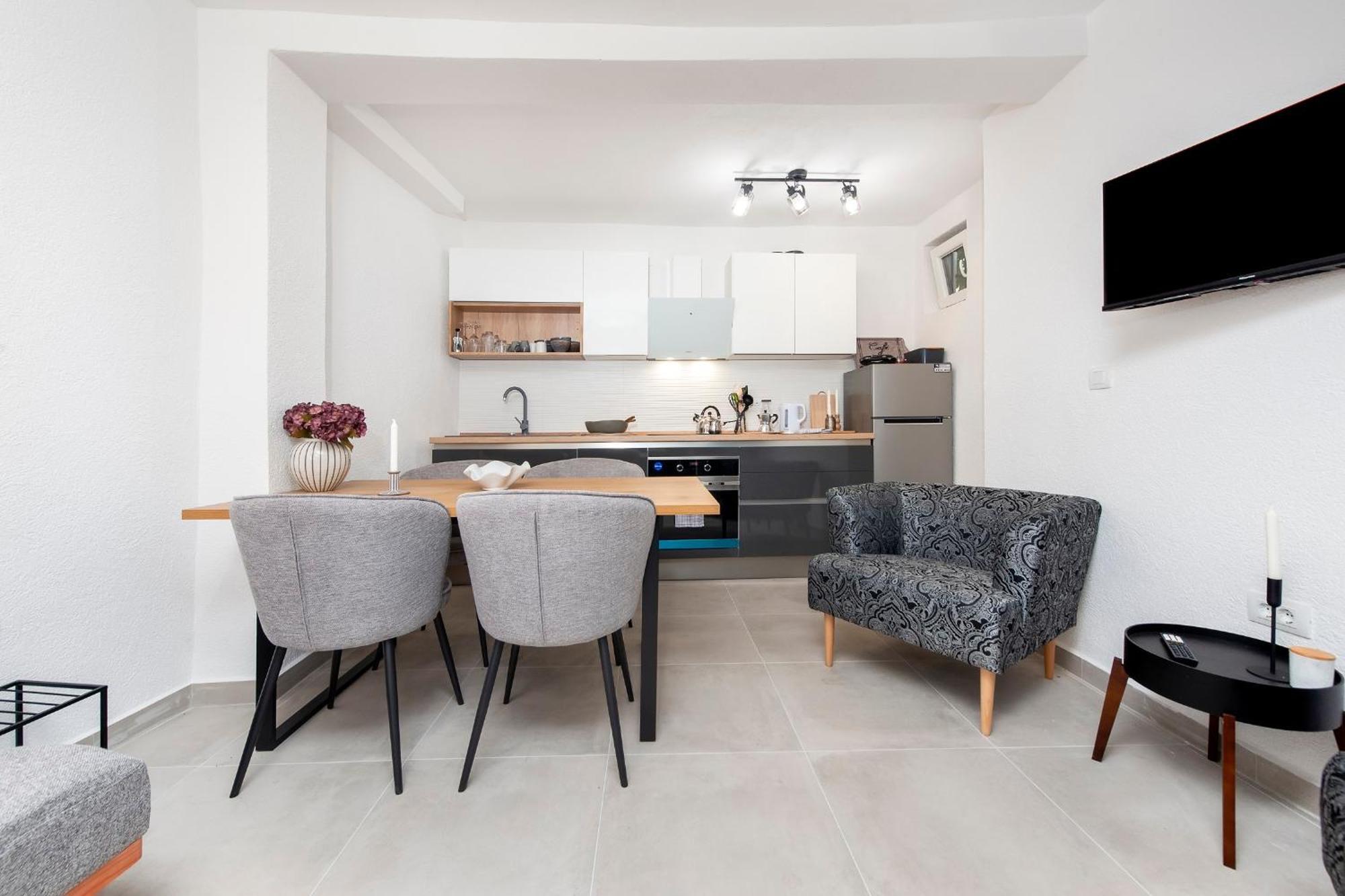 Midway Apartman Rovinj